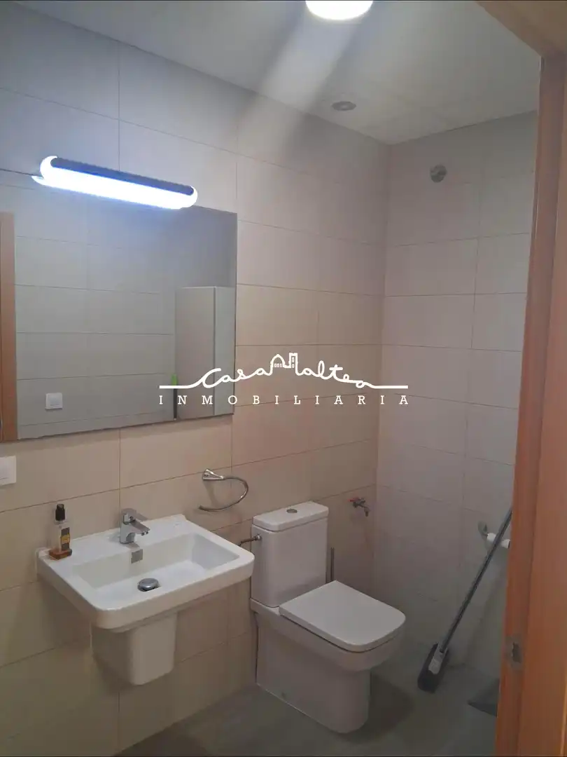 Baño de Oficina en venta en La Nucia con Aire acondicionado