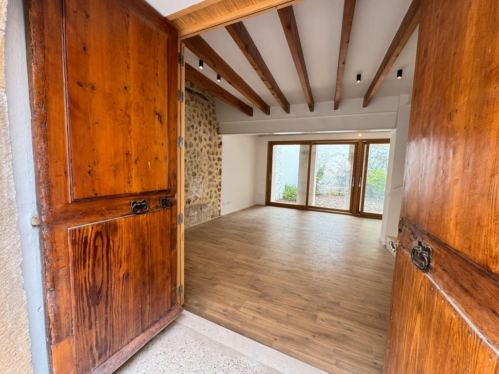 Country house for sale in Alaró  with Heating, Private garden and Parquet flooring