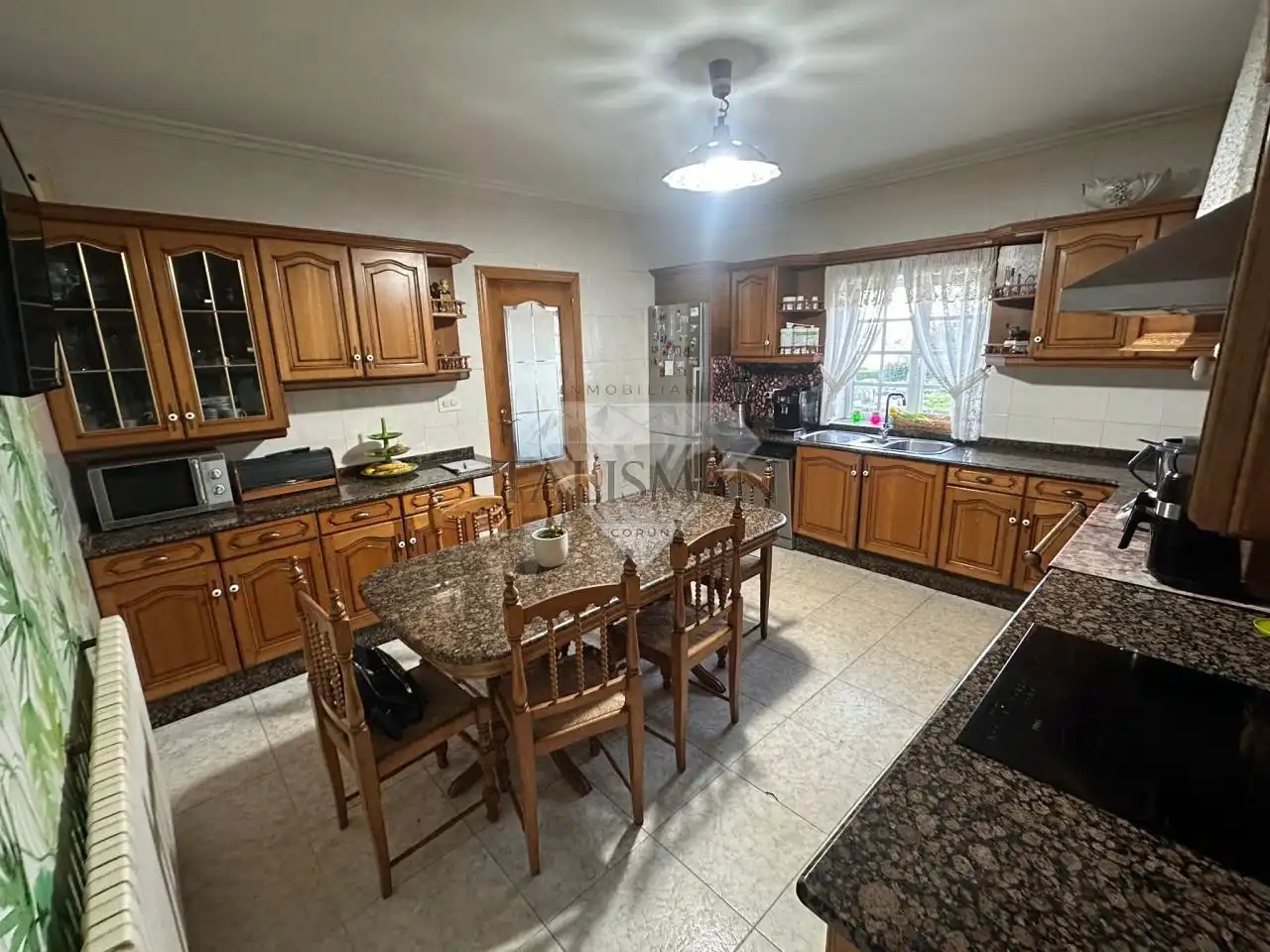 Kitchen of Houses for sale in Vilanova de Arousa  with Heating, Private garden and Terrace