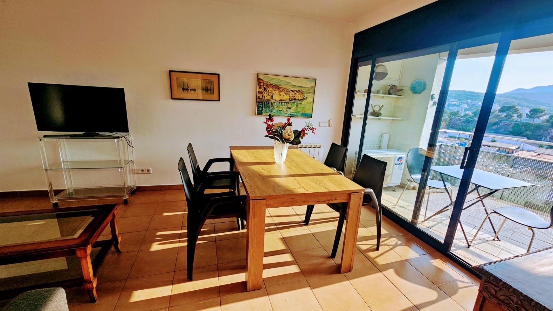 Dining room of Flat for sale in Sant Feliu de Guíxols  with Air Conditioner, Heating and Balcony