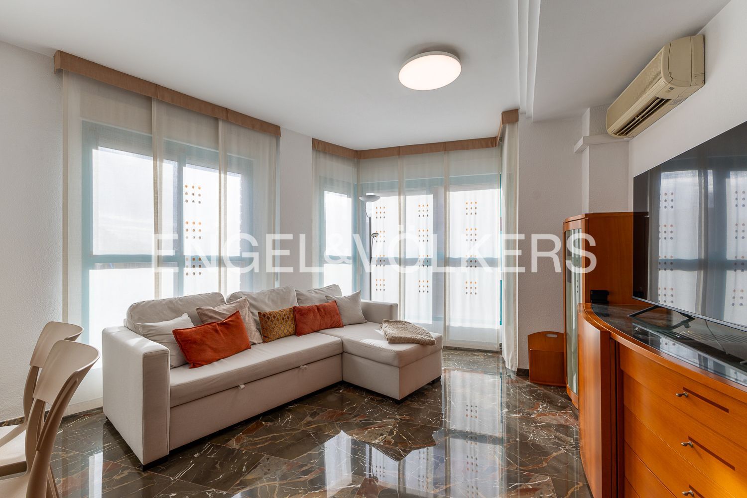Apartment to rent in Carrer de Fontanars dels Alforins, Safranar