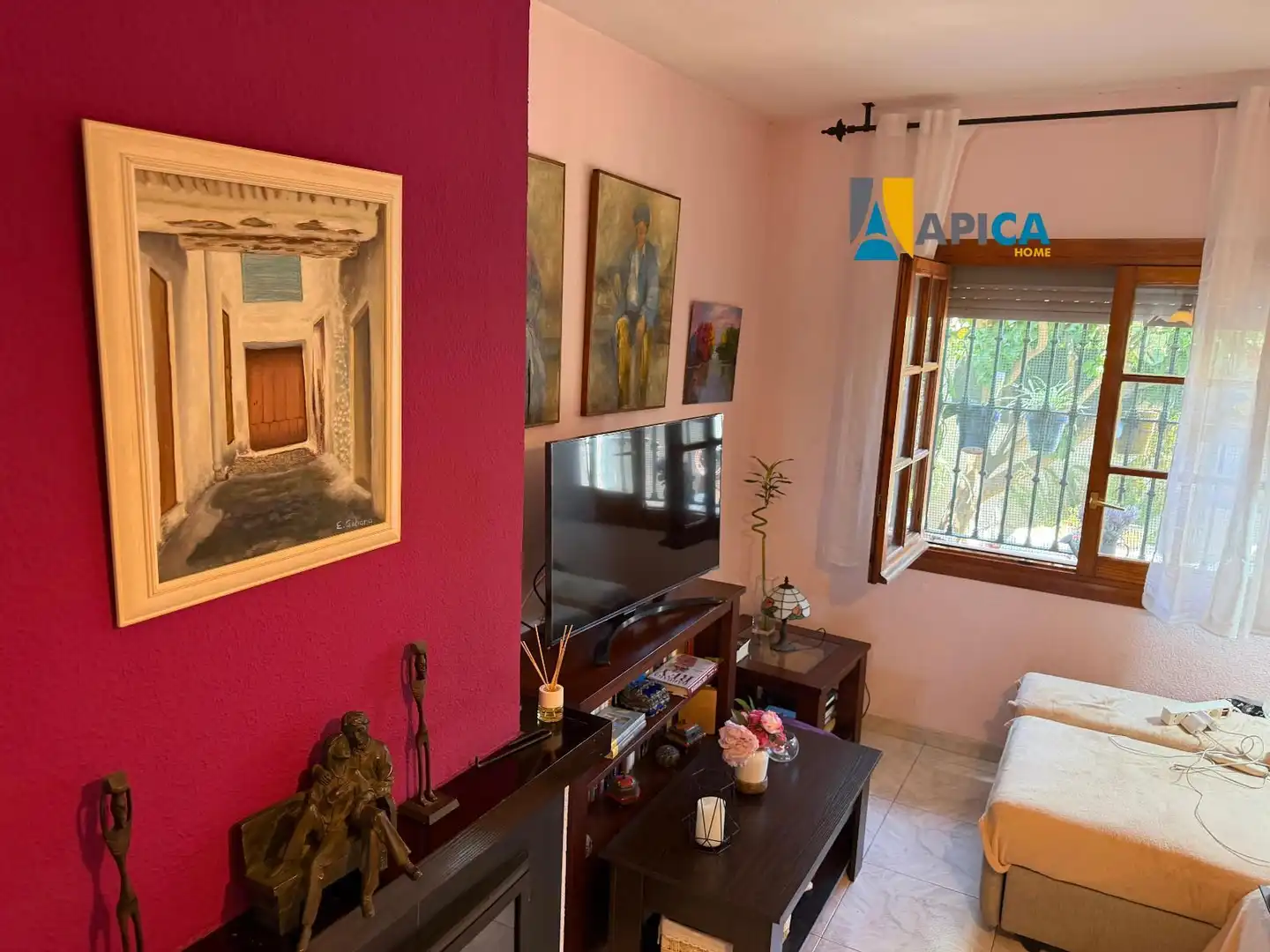 Wohnzimmer von Einfamilien-Reihenhaus zum Verkauf in Algeciras mit Terrasse