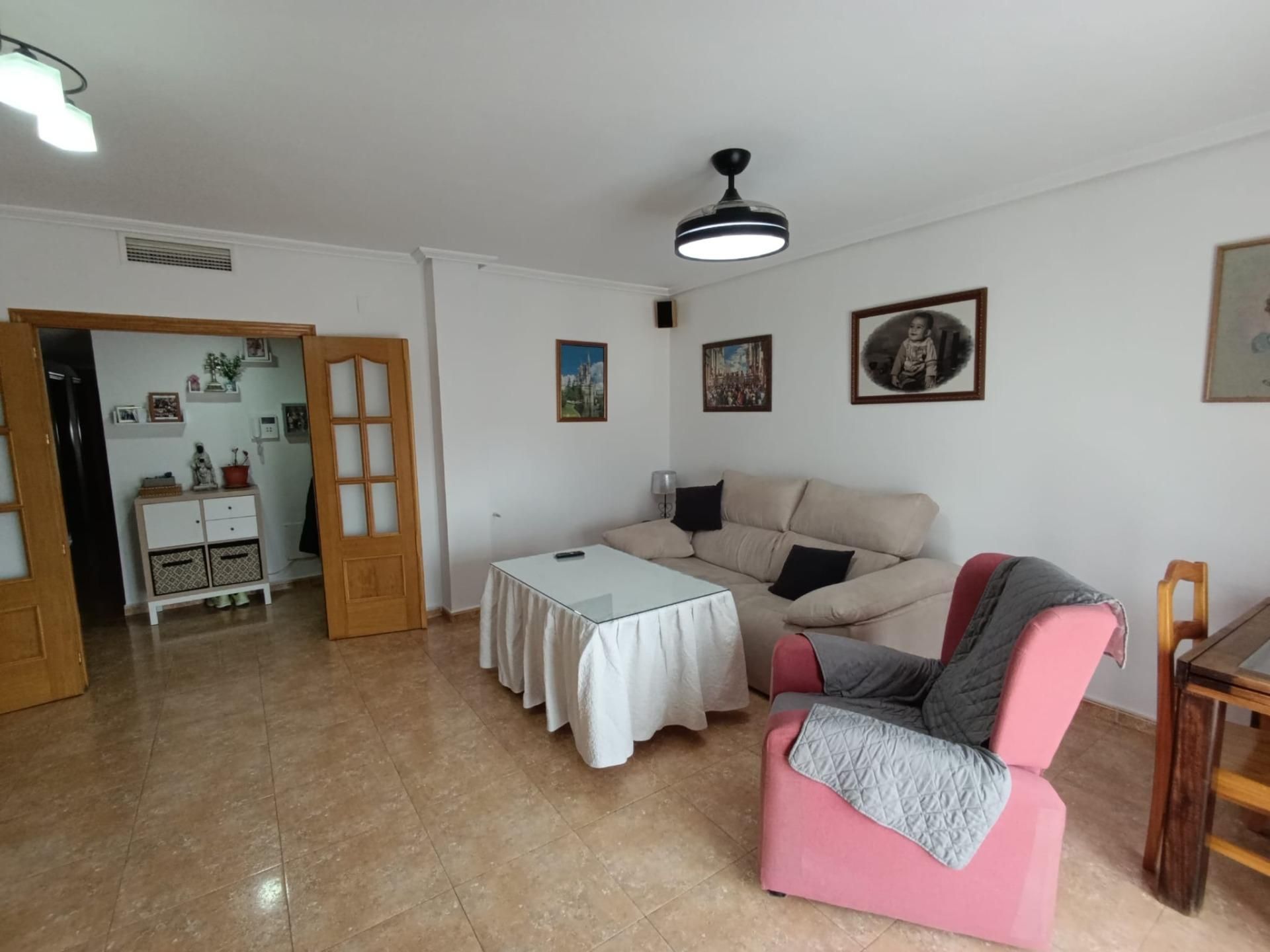 Sala d'estar de Pis en venda en Ceutí amb Aire condicionat i Terrassa