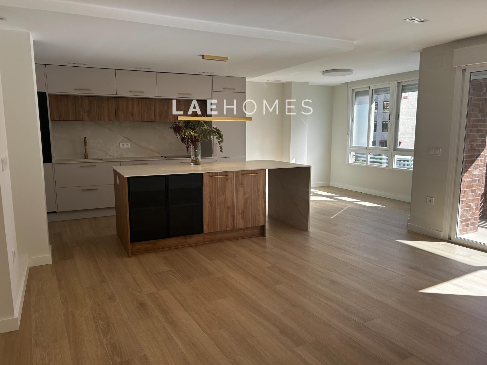 Cuina de Apartament en venda en Alicante / Alacant amb Balcó