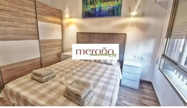 Habitación de Planta baja en venta en Santa Pola con Aire acondicionado y Terraza