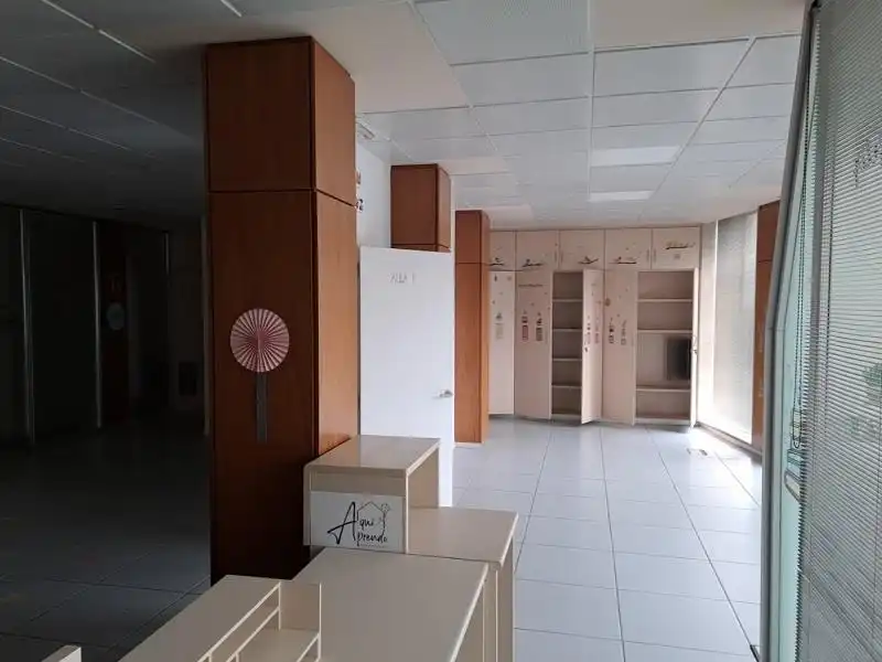 Gewerbefläche zum Verkauf in Avenida A Barca, imagen 9