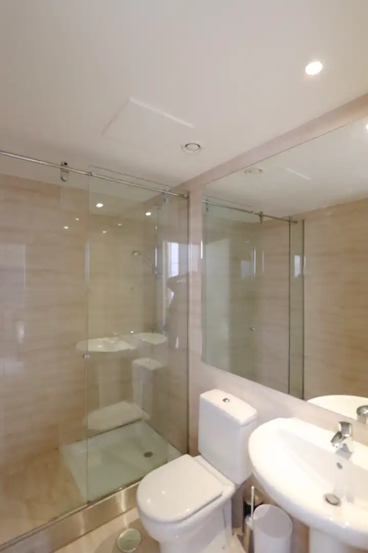Bathroom of Houses for rent in Pozuelo de Alarcón  with Air Conditioner, Heating and Private garden