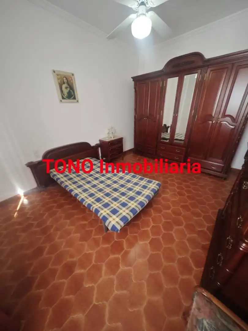 Dormitori de Casa o xalet en venda en Écija amb Aire condicionat, Terrassa i Balcó