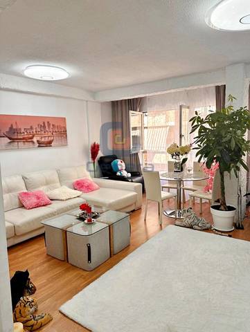 Piso en Venta en Calle PINTOR GISBERT en Santo Domigo
