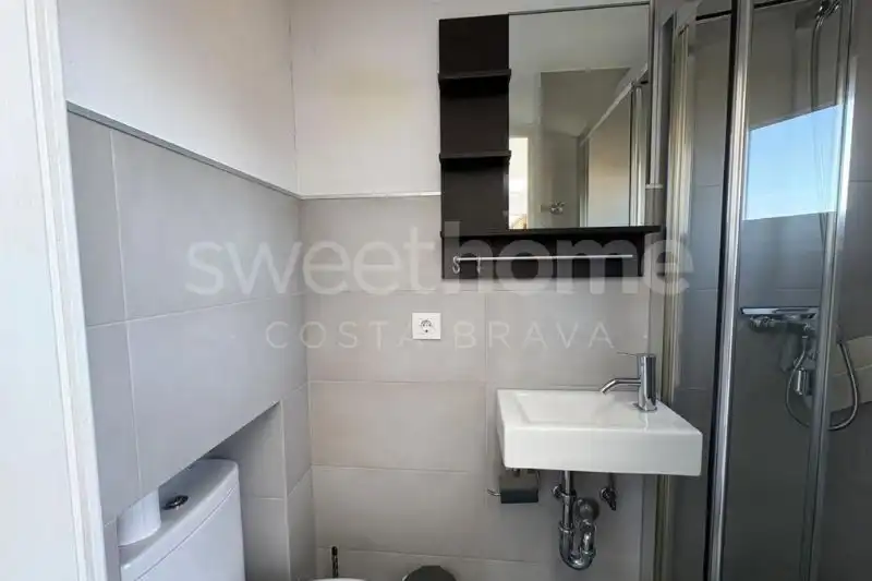 Baño de Casa adosada en venta en Palafrugell con Aire acondicionado, Calefacción y Jardín privado