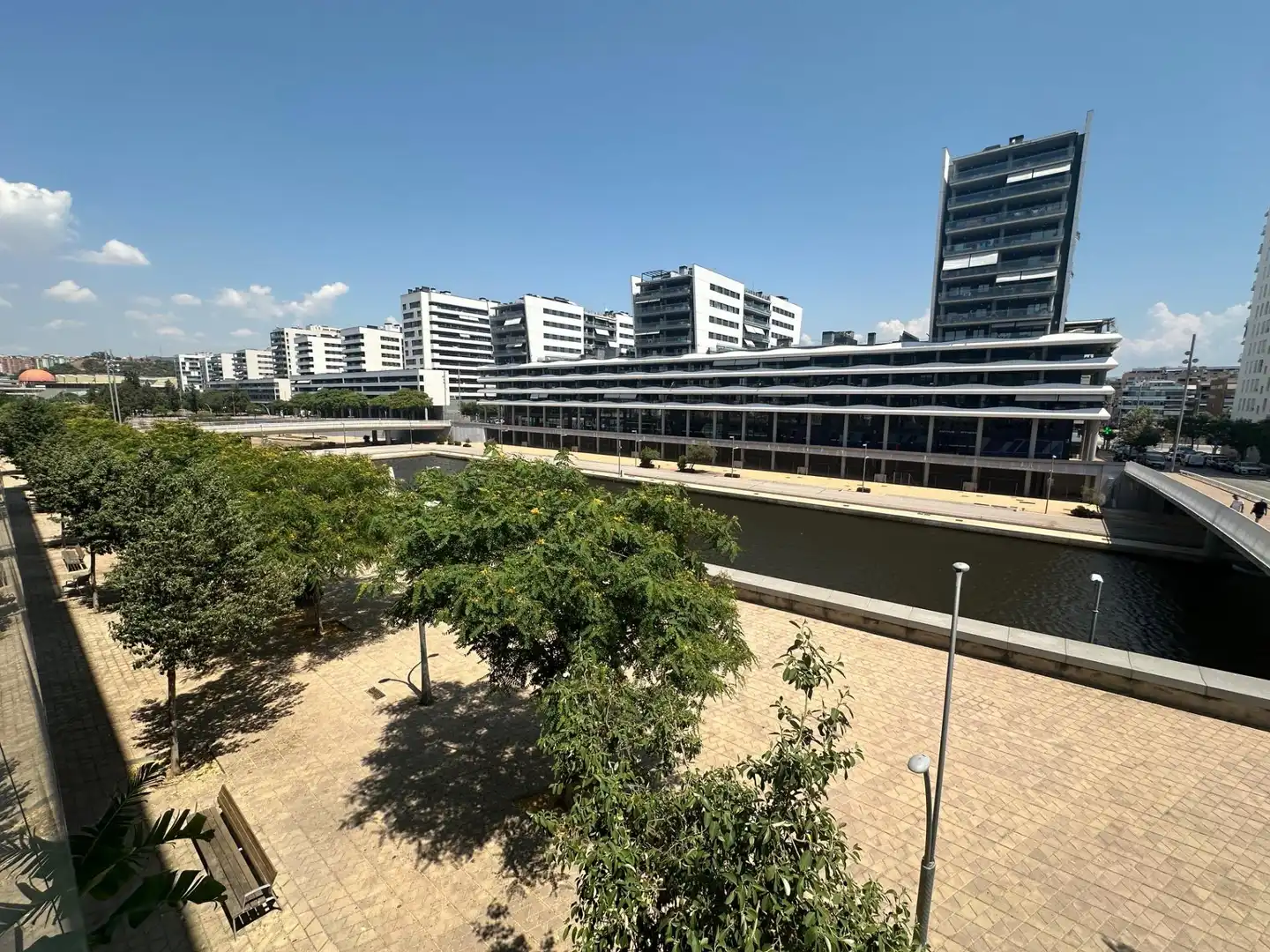 Vista exterior de Piso de alquiler en Badalona con Calefacción, Parquet y Trastero