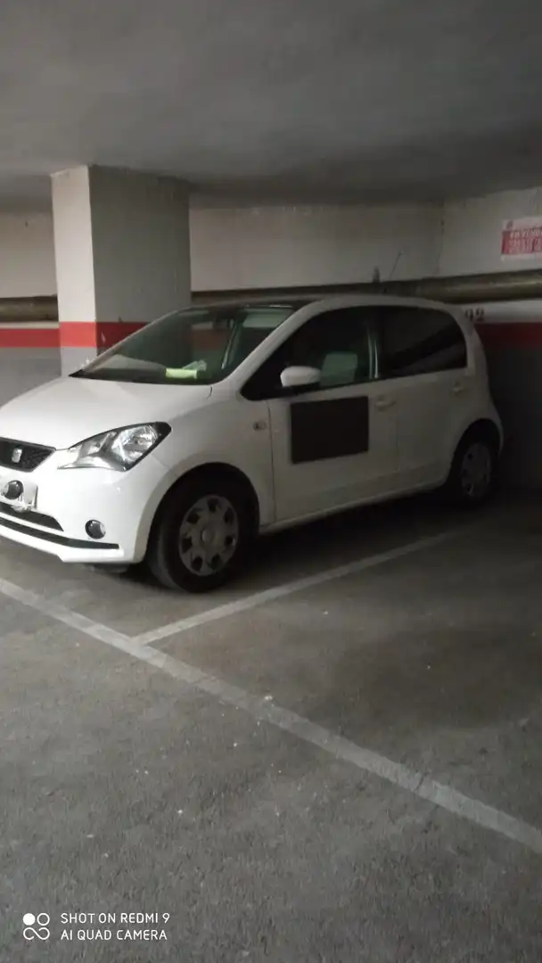 Garatge en venda a Avinguda del Bosc, Pubilla Cases