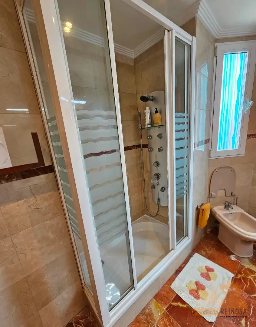 Baño de Casa o chalet en venta en Molina de Segura con Aire acondicionado, Calefacción y Jardín privado