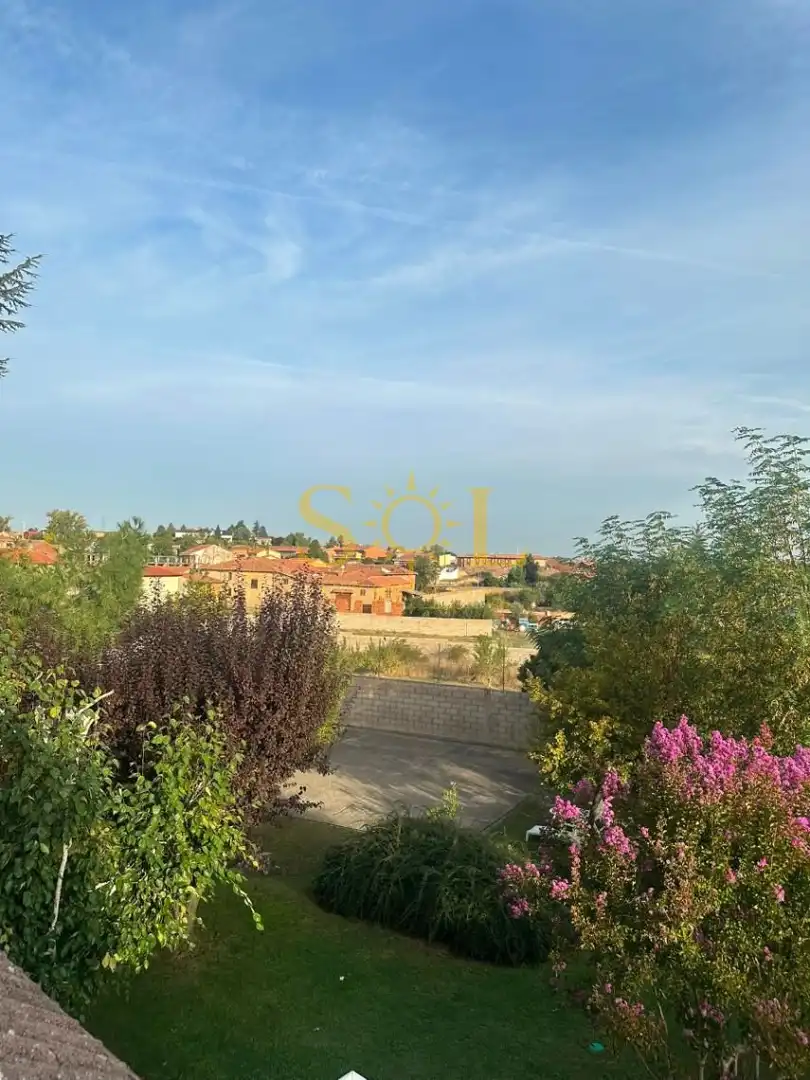 Casa pareada con terraza en venta en Calle Federico Castañón, imagen 109