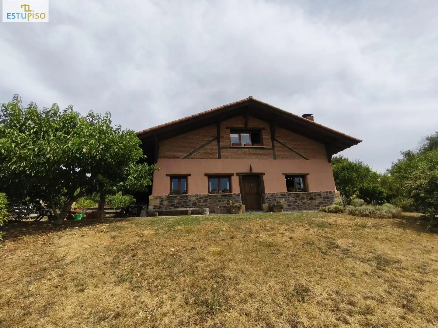 Vista exterior de Casa o chalet en venta en Legutio con Calefacción y Terraza