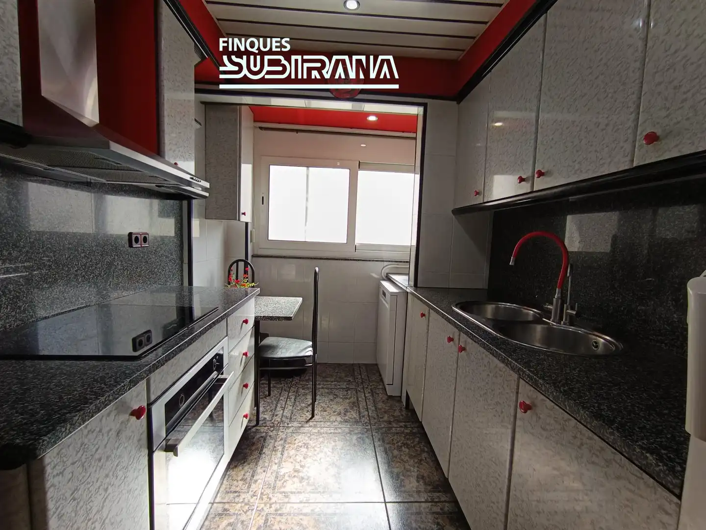 Appartamento con terrazza in vendita a El Poble Sec, imagen 21