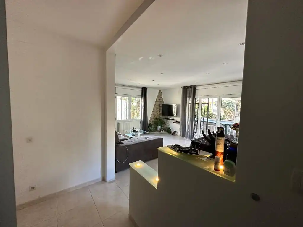 Casa con terraza en venta en Muga - Gran Reserva - Badia, imagen 9