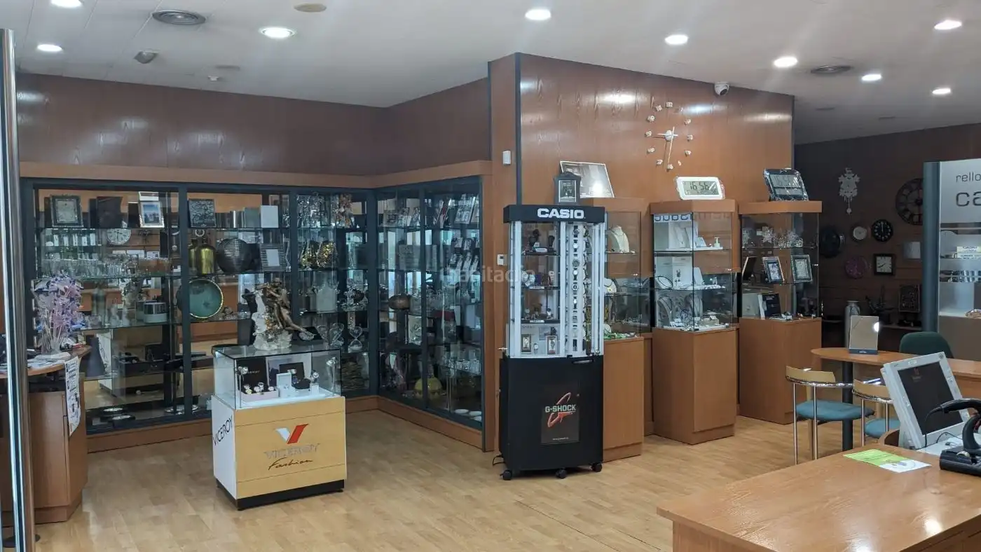 Local comercial en venda a Carrer de l'Alcalde Pere Rovira 8, imagen 7
