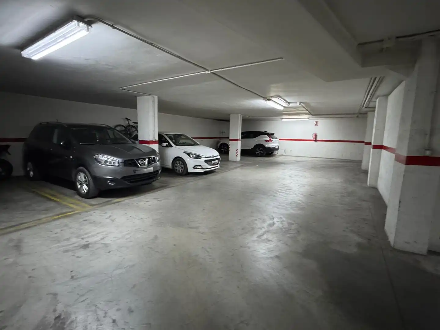 Einzelparkplatz zum Verkauf in Parque de la Bombilla, imagen 2