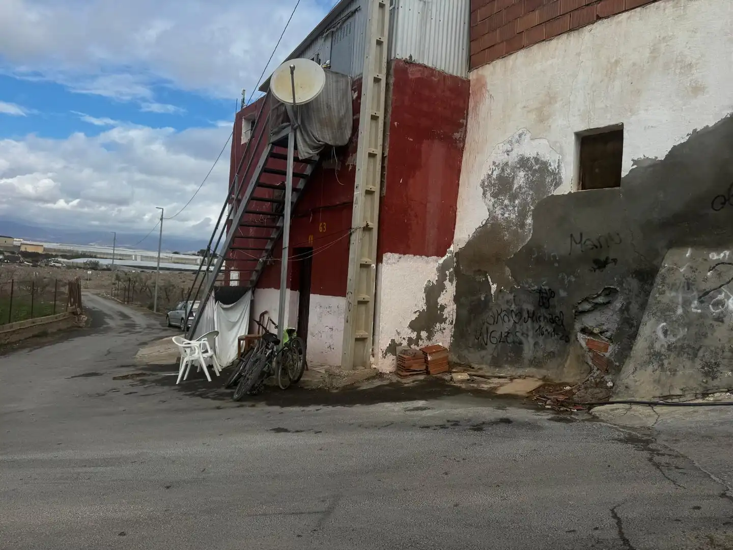 Vista exterior de Pis en venda en Níjar