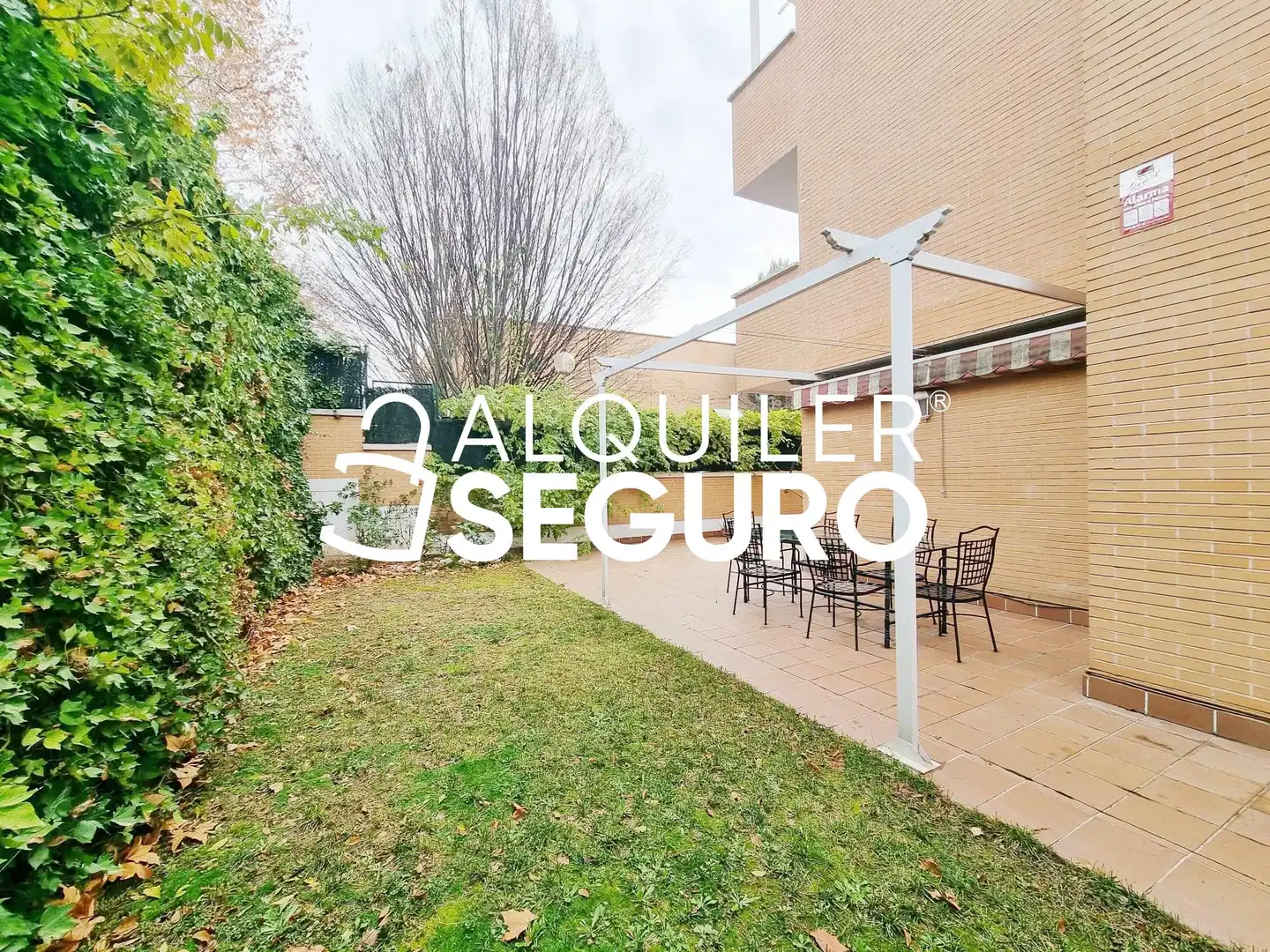 Jardí de Pis de lloguer en Boadilla del Monte amb Aire condicionat, Calefacció i Terrassa