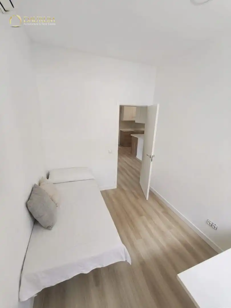 Schlafzimmer von Wohnung zum Verkauf in Madrid mit Klimaanlage und Heizung