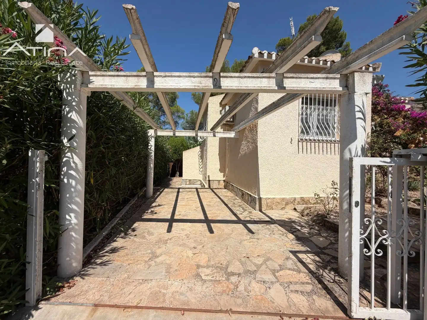 Jardí de Casa o xalet en venda en Gata de Gorgos amb Aire condicionat, Calefacció i Jardí privat