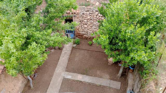 Casa adosada en Venta en Covarrubias
