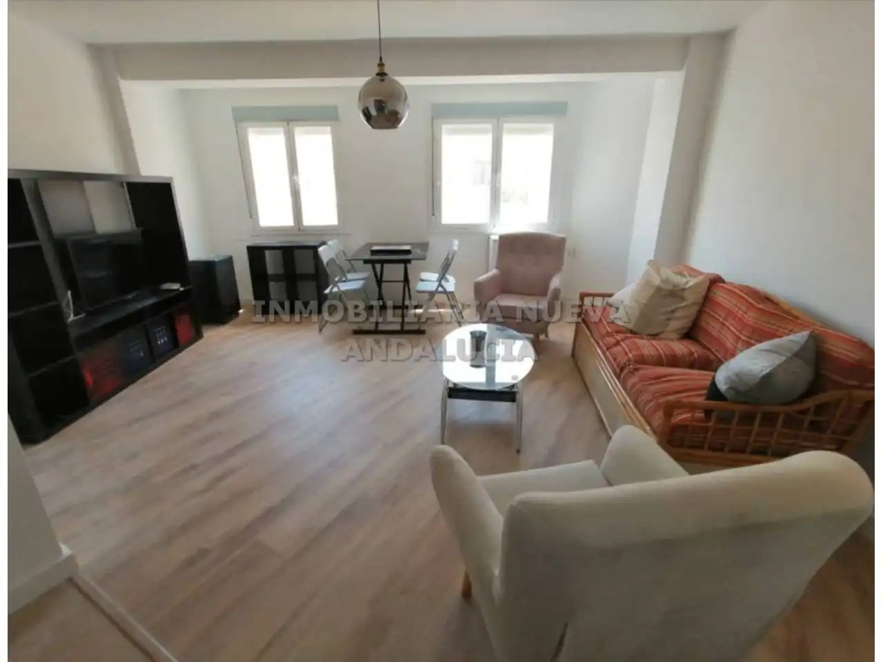 Sala de estar de Piso de alquiler en Almería con Amueblado