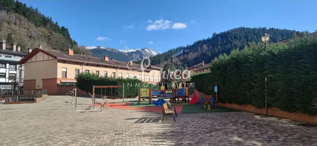 Terrasse von Garage zum Verkauf in Dima 
