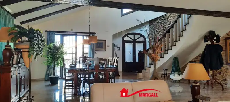 Chalet con terraza en venta en Alfinach - Los Monasterios, imagen 6