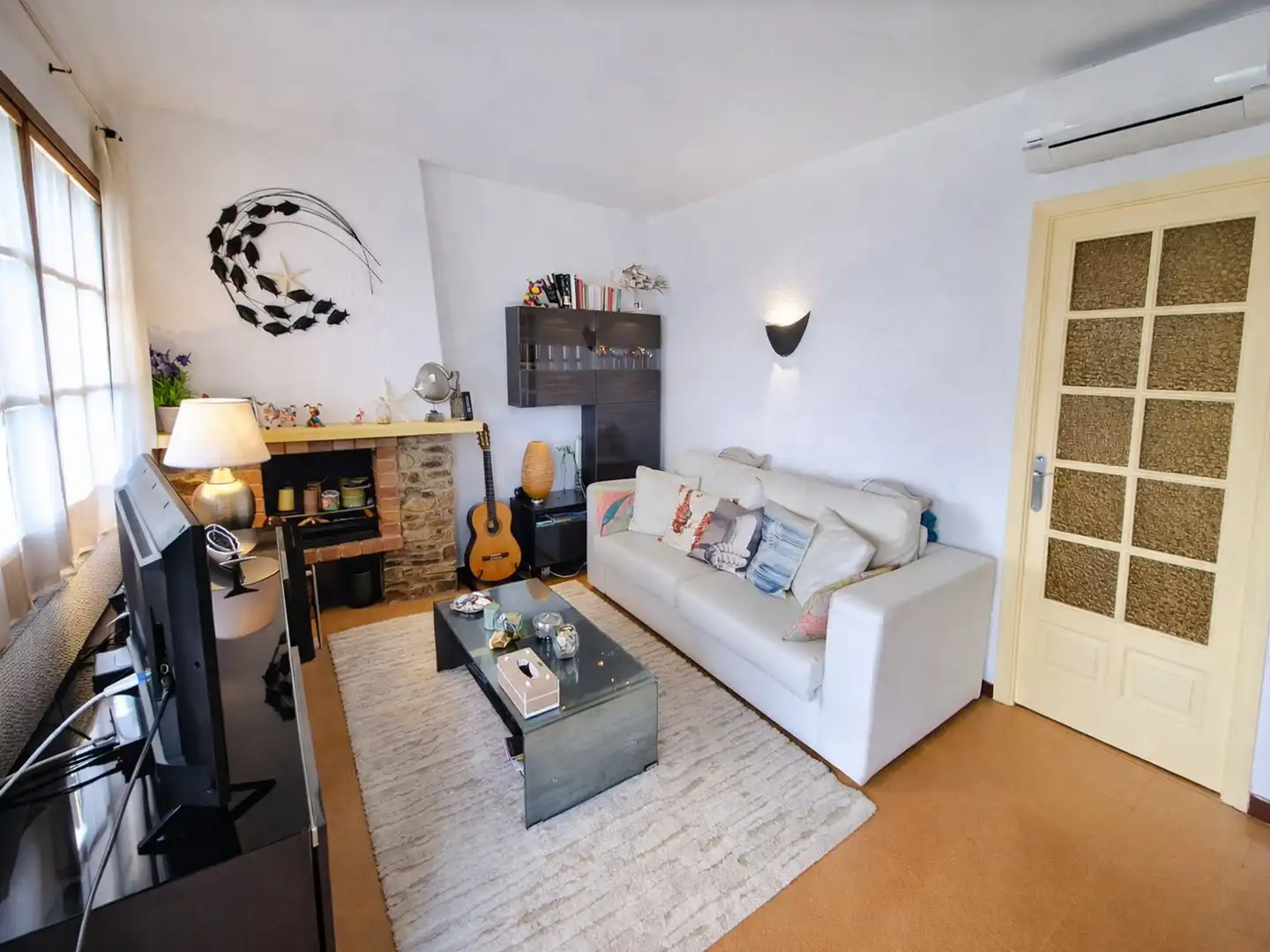 Sala d'estar de Àtic en venda en Llançà amb Calefacció, Terrassa i Moblat