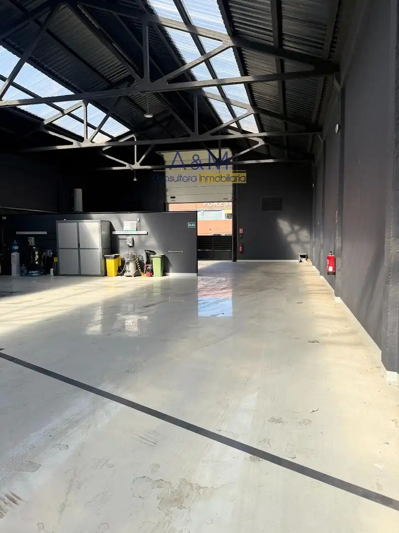 Fabrikhallen zur Miete in Valladolid
