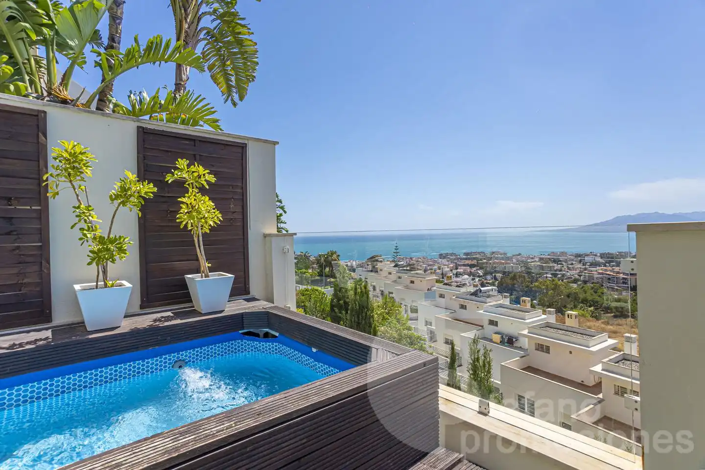 Vista exterior de Casa adosada en venta en Málaga con Aire acondicionado, Jardín privado y Terraza
