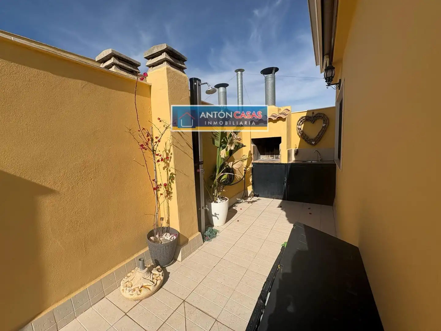 Terrace of Duplexes for sale in Novelda  with Air Conditioner, Terrace and Storage room