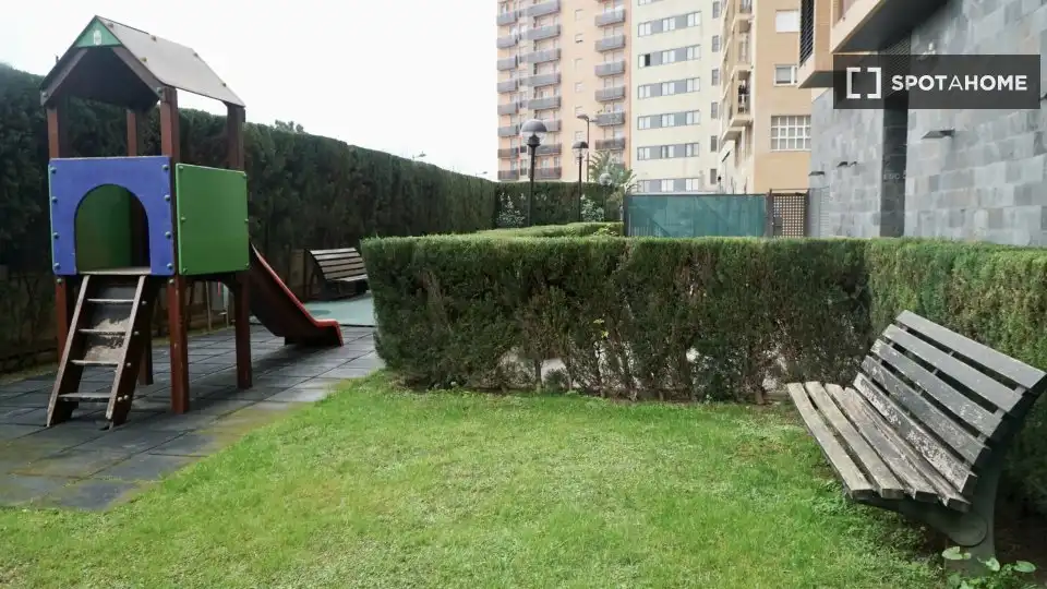 Habitación en Penya - Roja - Avda. Francia