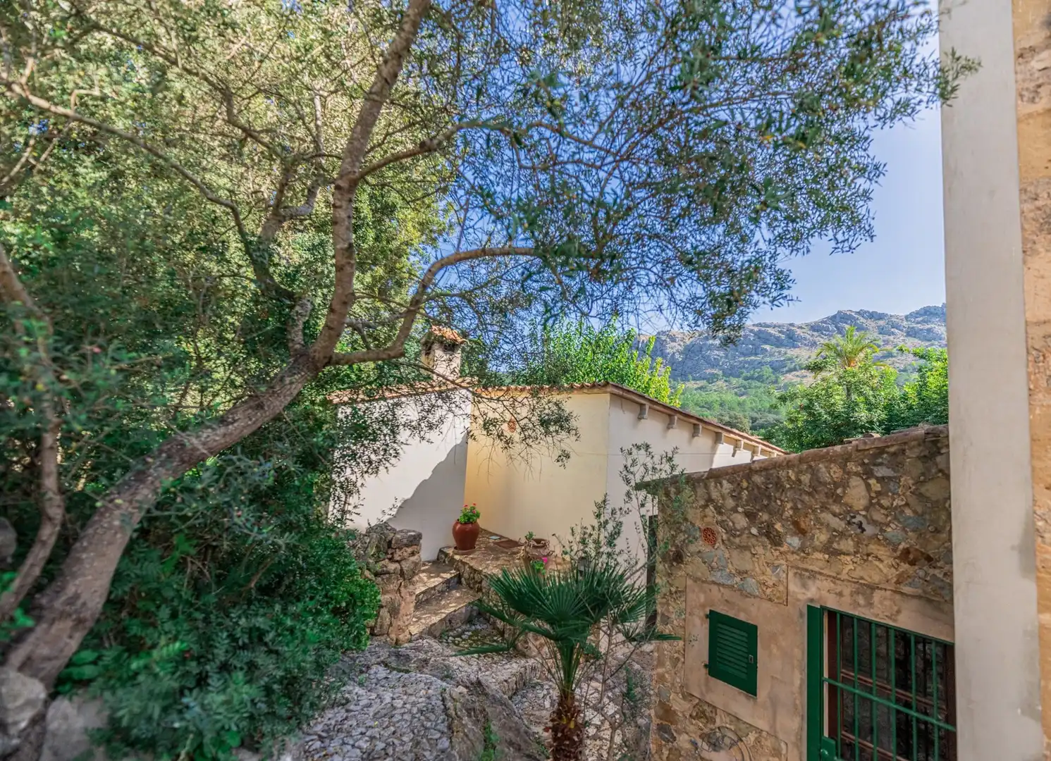 Außenansicht von Country house zum Verkauf in Pollença