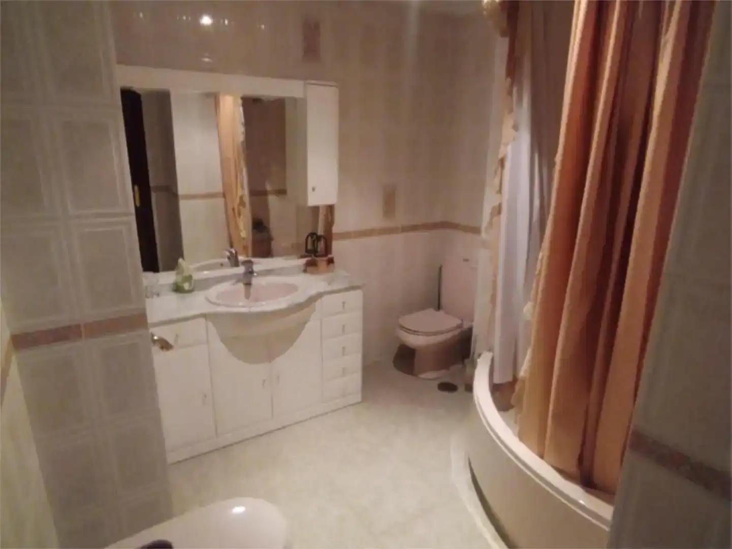Bathroom of Houses for sale in Nerja  with Air Conditioner and Balcony