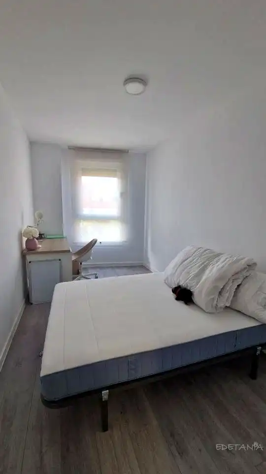 Bedroom of Flat for rent in Alfara del Patriarca  with Air Conditioner, Terrace and Furnished