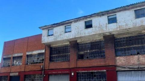 Foto 4 von Fabrikhallen zum Verkauf in Polígono la Cerrada, Maliaño, Camargo