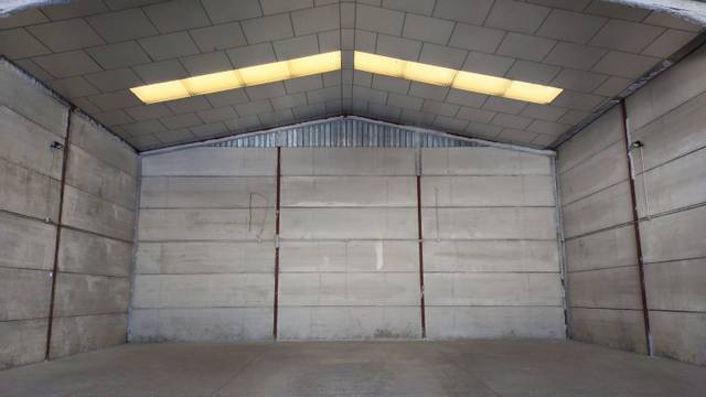 Nave industrial en Alquiler en Camas