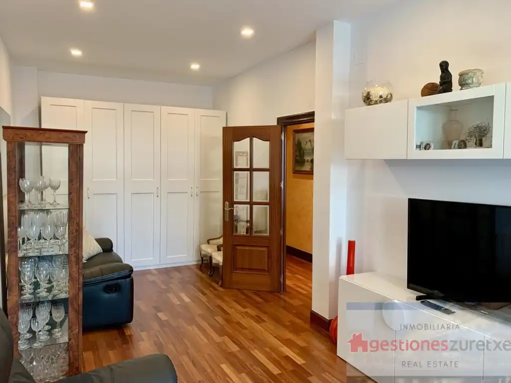Wohnung zur Miete in La Casilla, Ametzola