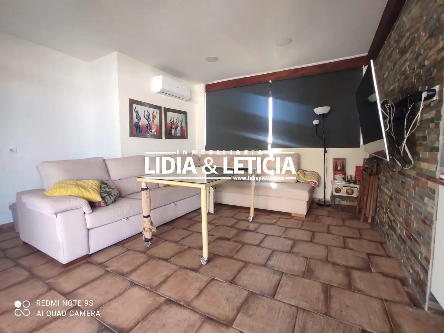 Vista exterior de Dúplex en venda en Alcalá de Guadaira amb Aire condicionat i Piscina comunitària