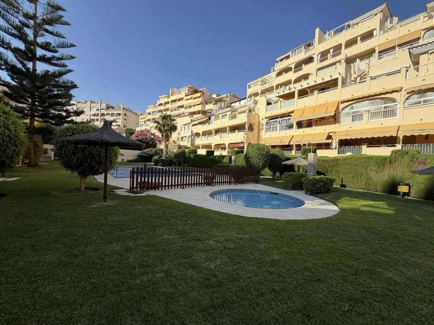 Apartament amb piscina en venda a Torrequebrada, imagen 26