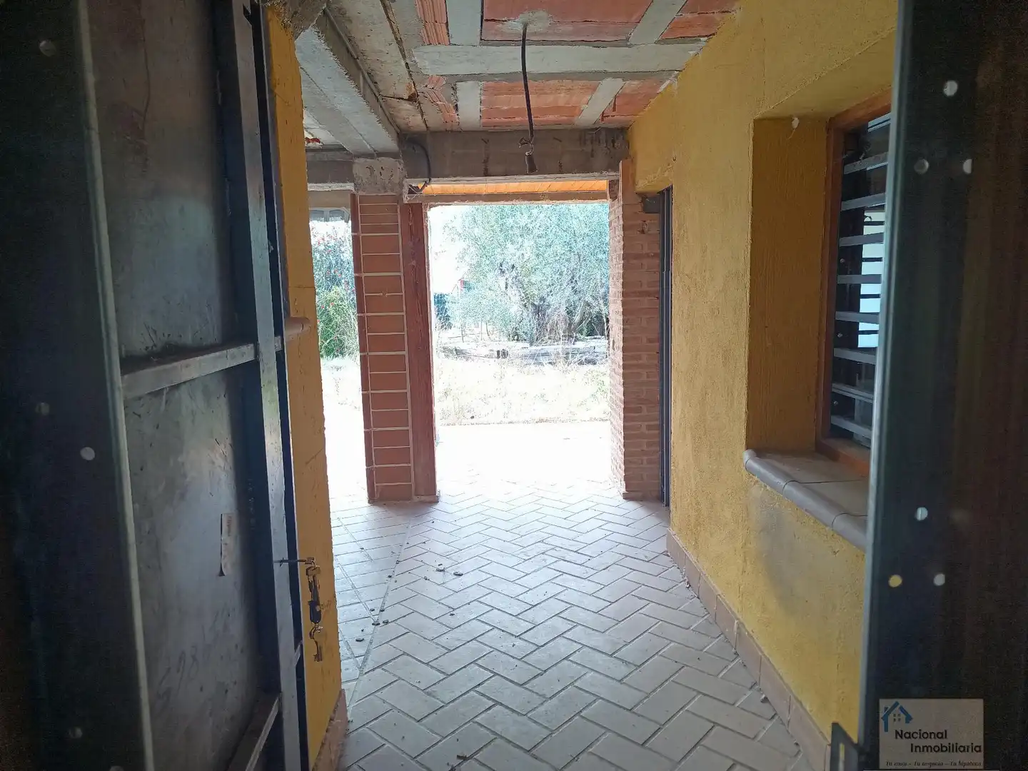 Detached homes for sale in Pesquera de Duero  with Terrace, Storage room and Swimming Pool