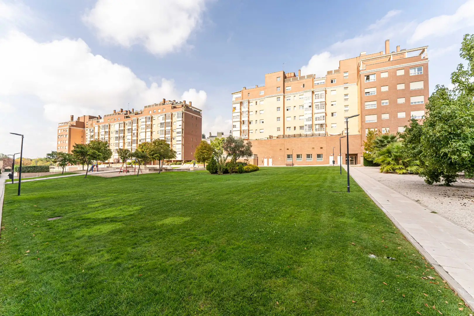 Vista exterior de Piso en venta en Carabanchel