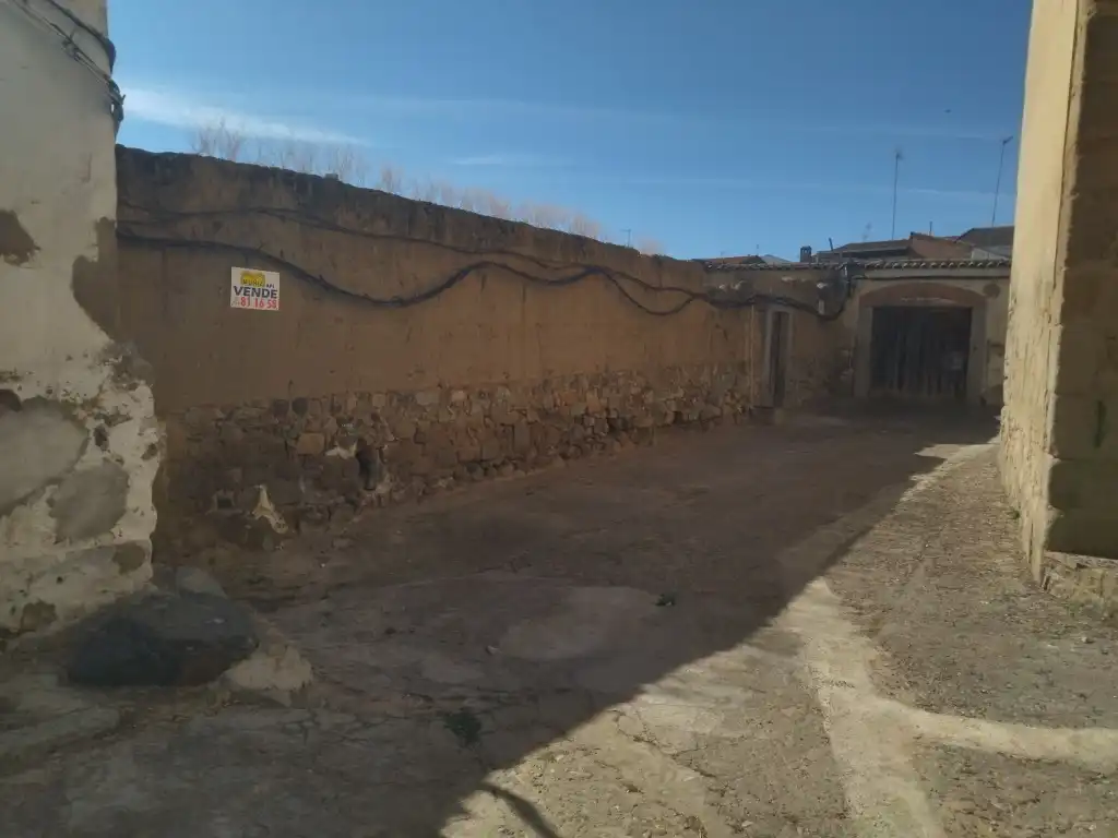 Terreny residencial en venda a Esparragosa de la Serena