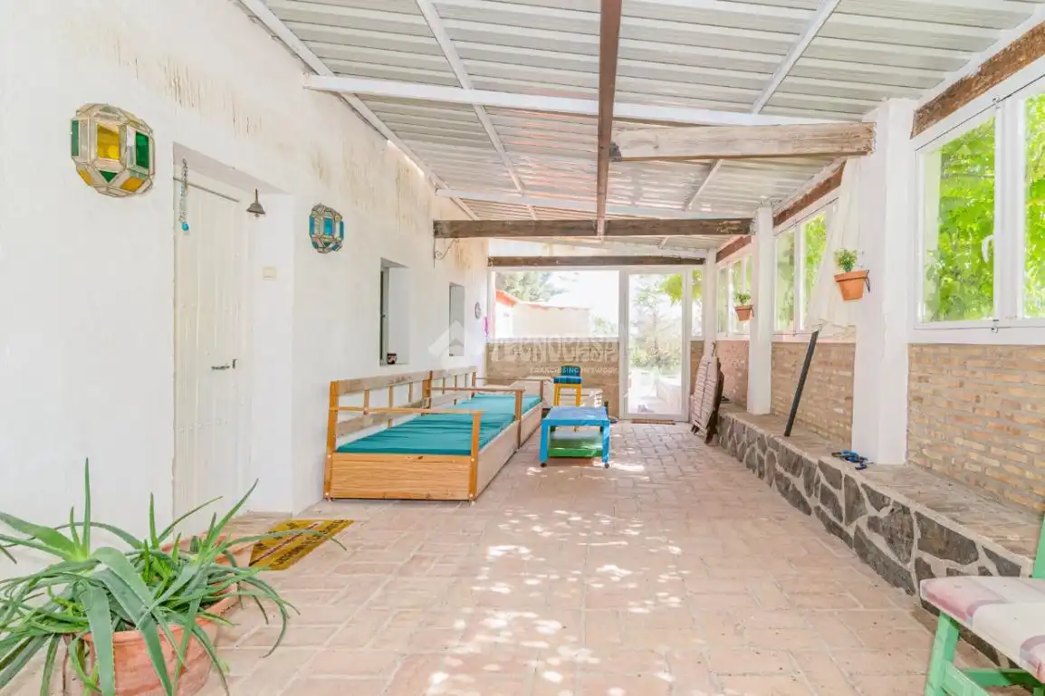 Terrassa de Finca rústica en venda en Loja amb Aire condicionat, Jardí privat i Terrassa