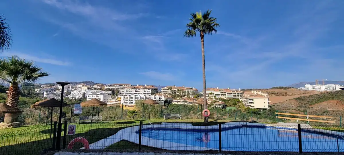Apartament amb piscina en venda a Riviera del Sol, imagen 9