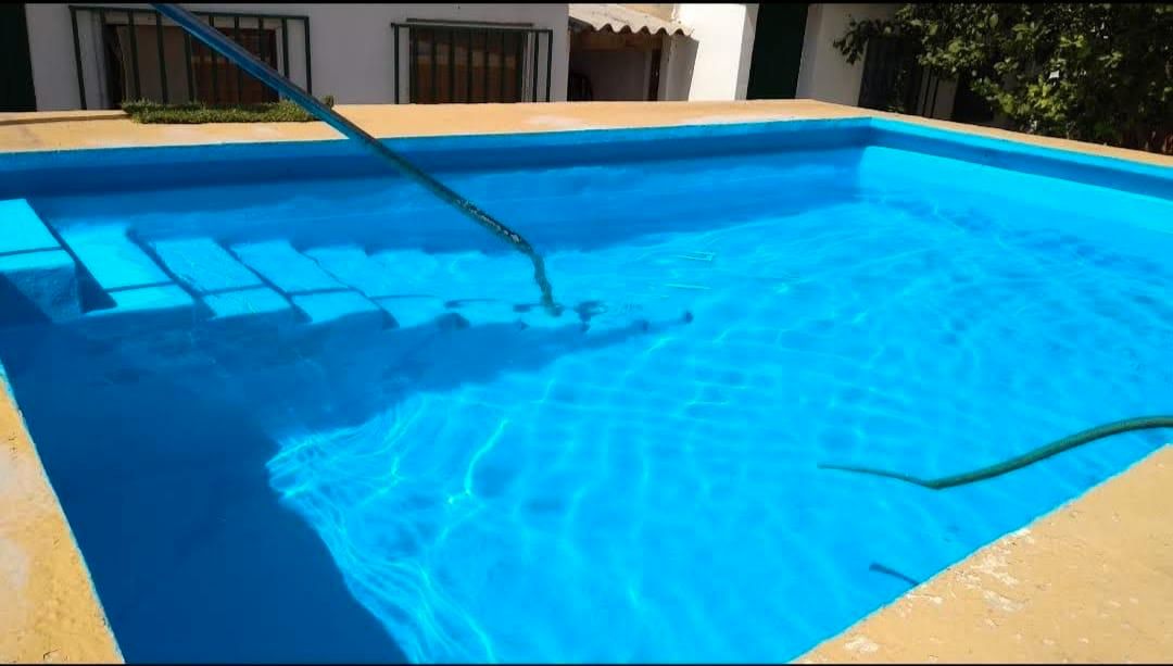 Piscina de Casa o xalet en venda en Picassent amb Jardí privat, Terrassa i Piscina